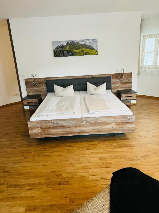 Hotel Garni Kern Halfing 外观 照片